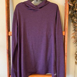 Lightweight hoodie pullover long sleeve